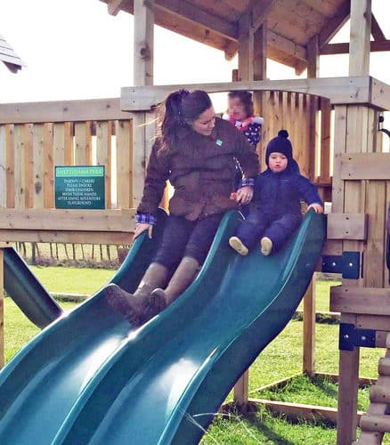 Kate Middleton reaparece en medio de su tratamiento para disfrutar de su hijos