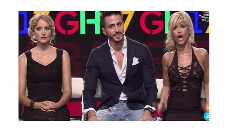 Bronca entre Ylenia y Alba Carrillo en El Debate GH17