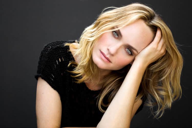 la top model amber valletta