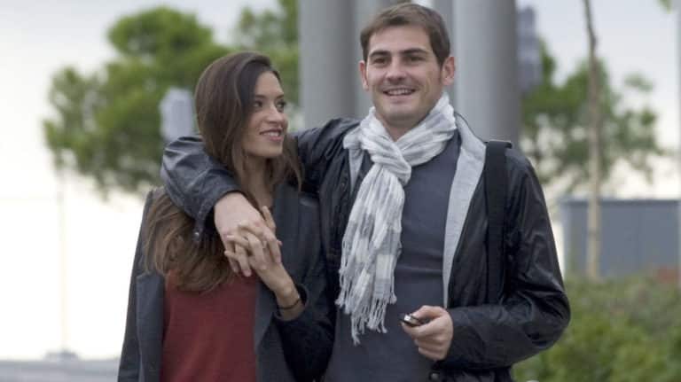 Sara Carbonero se refugia en Oporto con sus hijos, Martín y Lucas, para olvidar su paso por <i>Quiero ser</i>