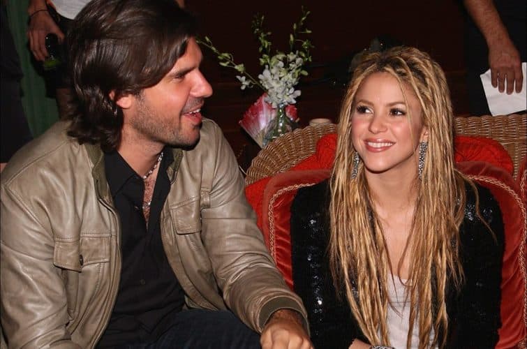 shakira pique de la rua