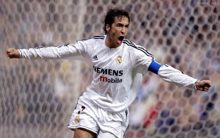 Embargan nueve millones de euros al ex futbolista del Real Madrid, Raúl González