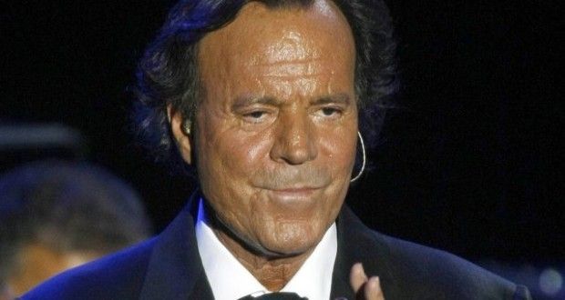 Mafia y cárcel: Julio Iglesias, destrozado tras filtrarse sus peores secretos