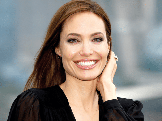 Todos los detalles y fotos del casoplón que Angelina Jolie quiere para su nueva vidorra de soltera