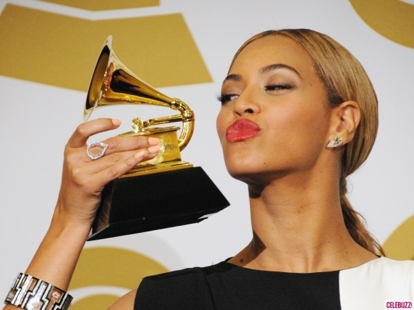 Beyoncé lidera los premios GRAMMYs 2017 con un total de 9 nominaciones