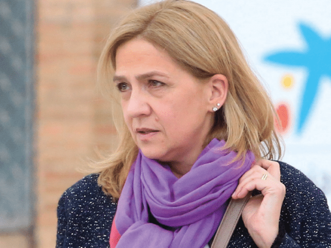 La Infanta Cristina da un paso al frente y desmiente, categórica, la última irrealidad sobre su vida