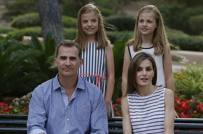 Letizia Ortiz contra las cuerdas: su primo y su ex marido desvelan sus secretos ocultos