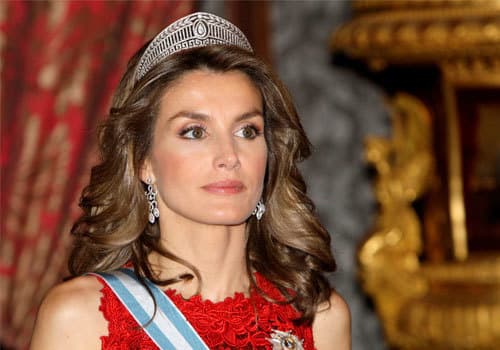 Escándalo sin precedentes al revelarse la verdad que ha ocultado Letizia Ortiz a Casa Real