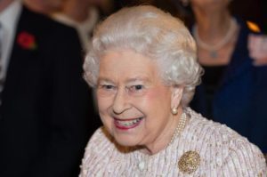El objeto 'defectuoso' de la Reina Isabel II que ahora mismo vale un dineral