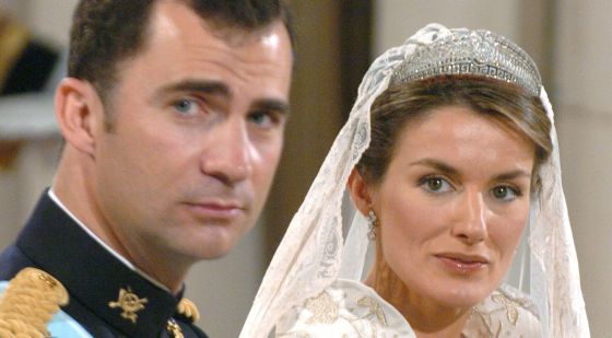 INVESTIGACIÓN. ¿Qué poder oculto guarda la corona Borbónica que 'estrenó' por primera vez la reina Letizia?