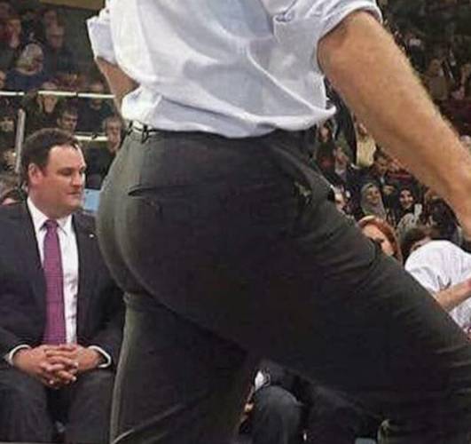 ¡Vaya culazo! ¡Descubre qué político posee semejante ‘retaguardia’!