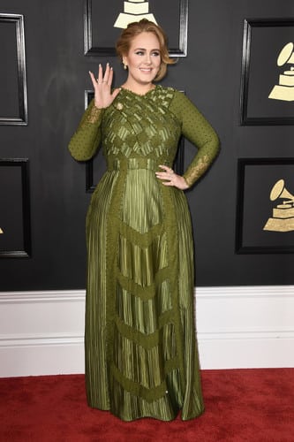 Los impactantes y atrevidos looks para la alfombra roja de los GRAMMYs 2017