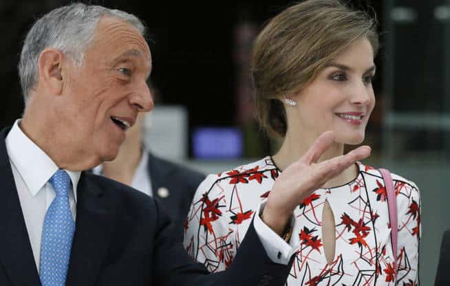 Doña Letizia: ¡La reina europea con más clase y estilo que arrasa en Oporto con su look!