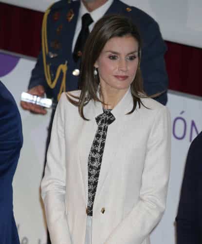 Desciframos el nuevo y oculto mensaje que doña Letizia nos deja en su último look