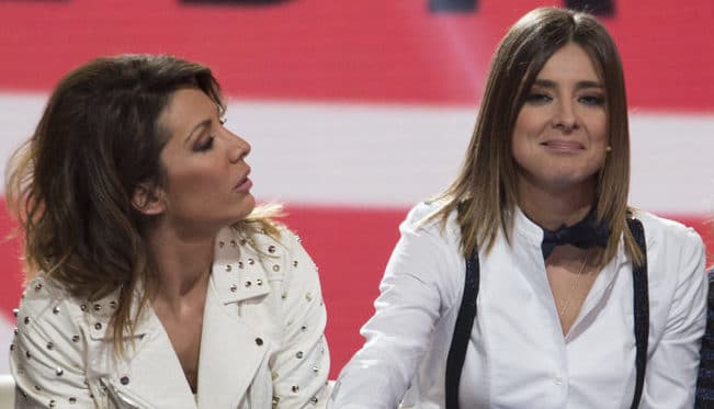 Nagore Robles declara su amor a Sandra Barneda en pleno directo