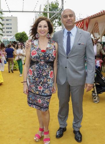 Desde el duque de Alba a Ana Rosa Quintana pasando por los Pantoja, os contamos cómo disfrutan los VIP de la Feria de Abril 2017