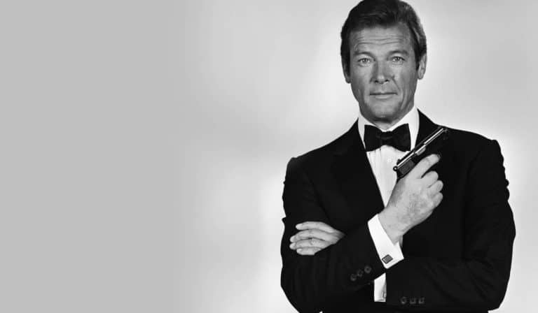 Roger Moore, conocido por su papel de James Bond, fallece a la edad de 89 años