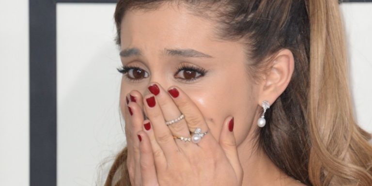 Ariana Grande no está sola: Los artistas y cantantes se vuelcan con ella en las redes sociales