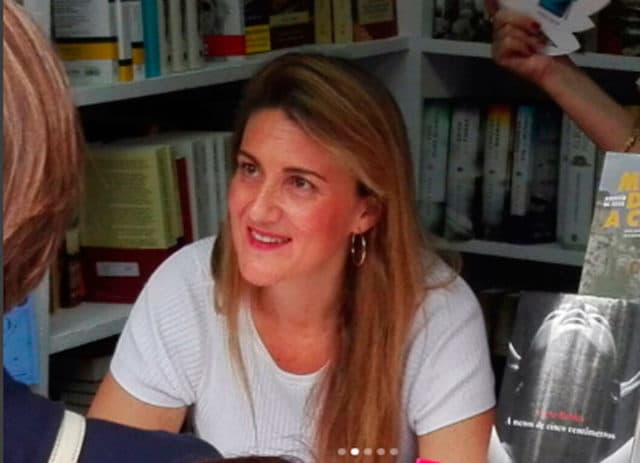 Carlota Corredera, en su mejor momento, triunfa en la Feria del Libro