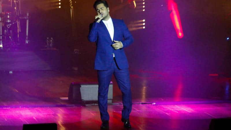 Sanidad investiga la veracidad del parte médico presentado por Bustamante tras cancelar un concierto