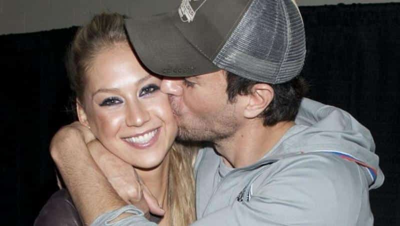 ¿Qué esconde la longeva, fría y extraña relación sentimental entre Enrique Iglesias y Anna Kournikova?