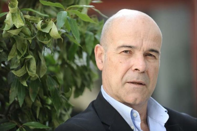 Antonio Resines se sincera y confiesa: «Me han operado de cáncer de colon»