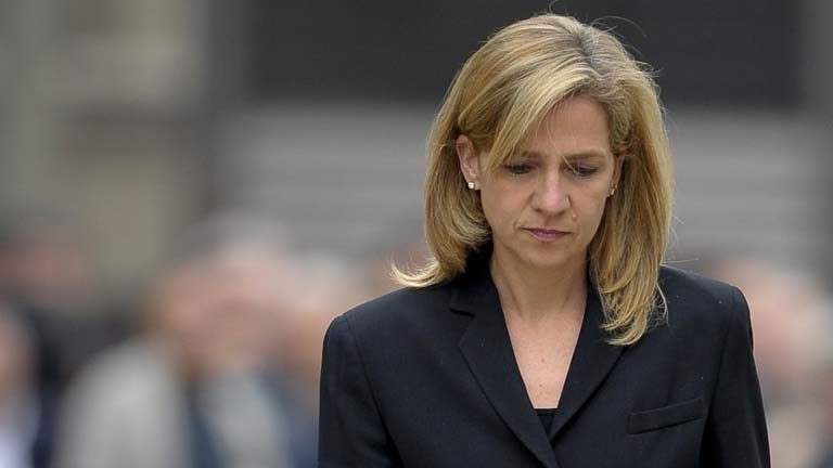 Casa Real saca la artillería pesada y acude al auxilio de una Cristina «gravemente enferma»