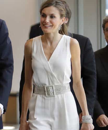 El 'total white look' que copiarás a la reina Letizia y otros estilismos 10