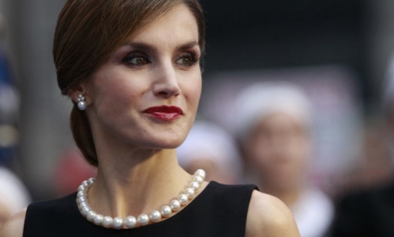 Reina Letizia: La nueva y cara ‘pieza’ que luce la esposa de Felipe VI. ¿De qué se trata?