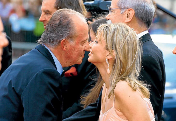 Corinna vuelve a la primera plana para enfado de Juan Carlos I