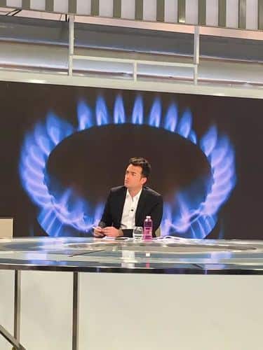 Miquel Valls, presentador y reportero en 'AR', en exclusiva: "Tengo mucha química con Joaquín Prat"