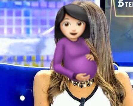 Una famosa y polémica colaboradora de Telecinco ha anunciado que está embarazada de gemelos
