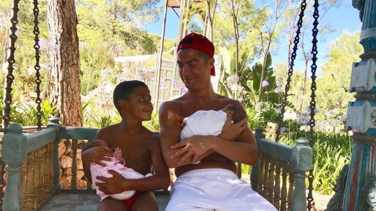 La familiar estampa de Cristiano Ronaldo y las fotos que confirman que Georgina está embarazada