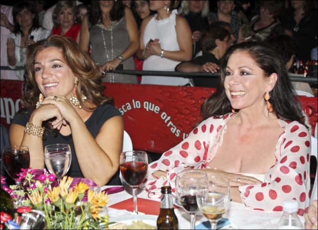 La verdad sobre la renacida amistad entre Isabel Pantoja y Raquel Bollo
