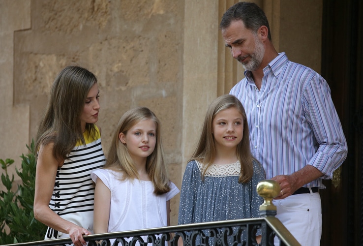 Las estrictas normas con las que la Reina Letizia instruye a sus hijas
