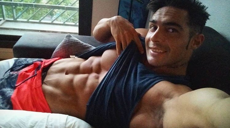 'MYHYV': 'desnudamos', en exclusiva, a Niko Vázquez, la nueva sensación del verano en Telecinco