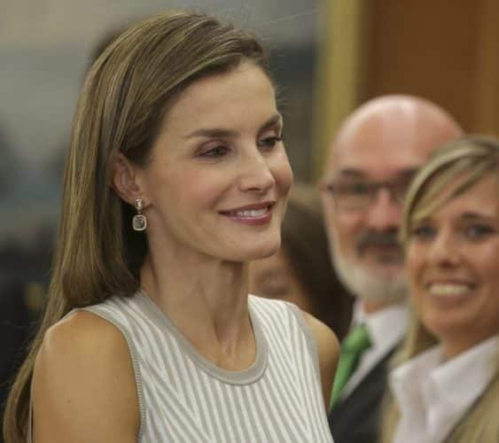 Letizia contagia a toda la prensa de una rebosante felicidad en su vuelta al trabajo