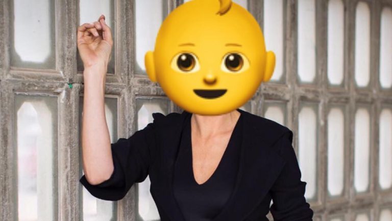 ¿Qué famosa presentadora de televisión ha adoptado a un niño de Costa de Marfil?