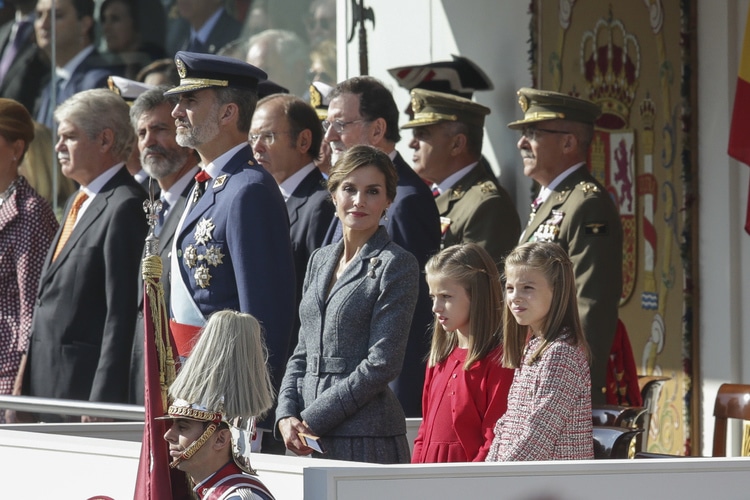 El gesto de Letizia en el Día de la Hispanidad que confirma que primero es madre y después Reina