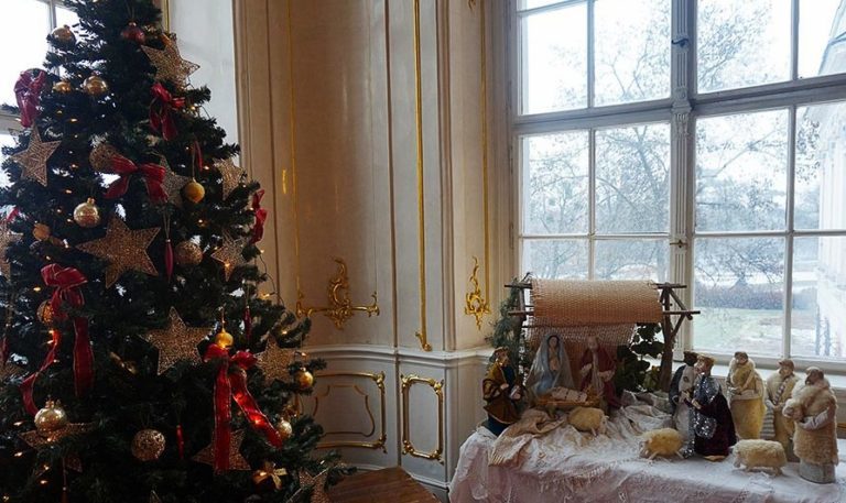 Así decoran sus casas los famosos en Navidad