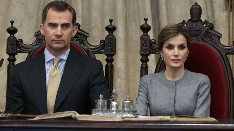 El enemigo número uno de Casa Real airea los trapos sucios de Letizia