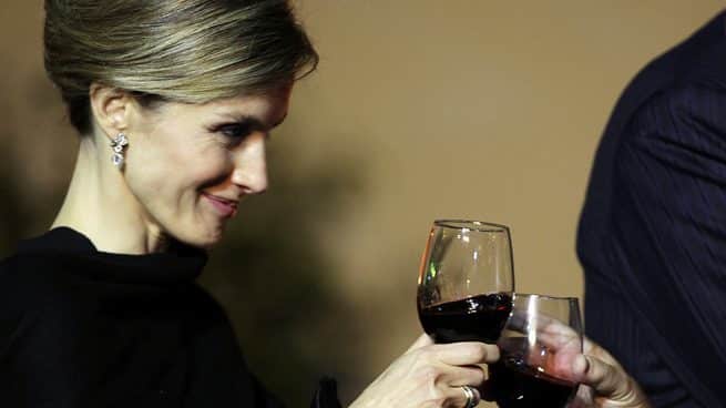 Letizia: estas son las únicas bebidas (con y sin alcohol) que consume la Reina