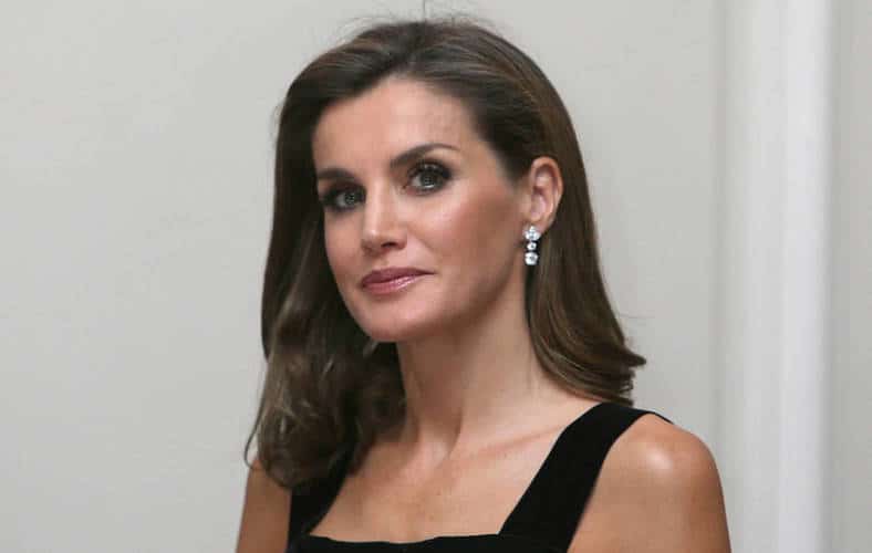 Letizia: Los mensajes ocultos que escondía el vestido más polémico de la Reina de España