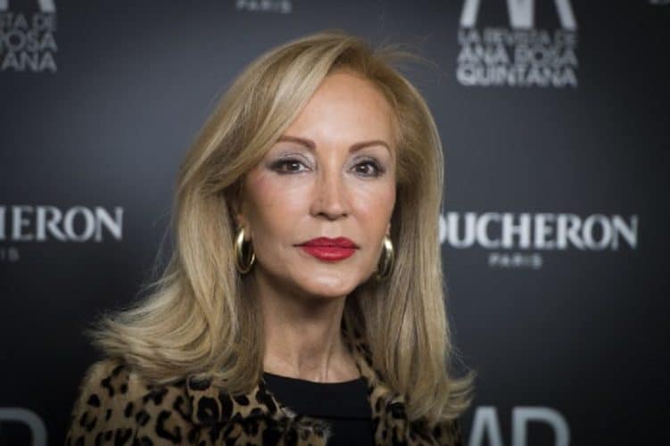 Carmen Lomana da un paso atrás y acerca posturas con su gran enemiga pública