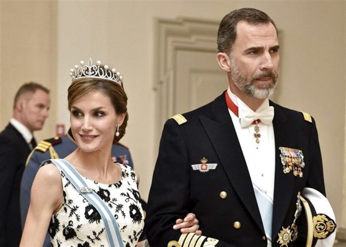 Familia Real: Felipe, Letizia y su excéntrica (y cara) lista de regalos