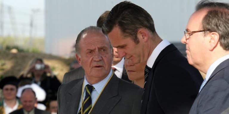 Juan Carlos I, a escondidas, huye de su familia en Ginebra