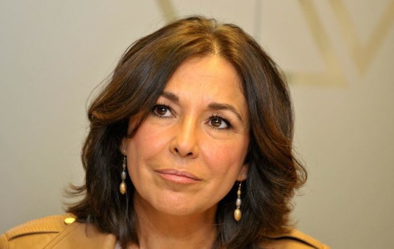Isabel Gemio se disculpa con María Teresa Campos