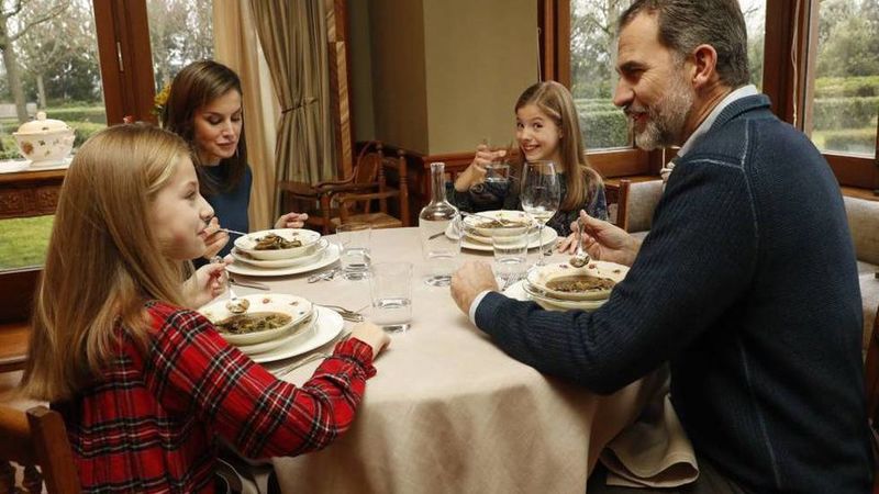 Felipe VI no se esconde y manifiesta cuál de sus hijas es su ojito derecho