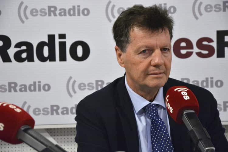 El ex de Ana Rosa insulta gravemente a un concursante de OT y las redes lo condenan