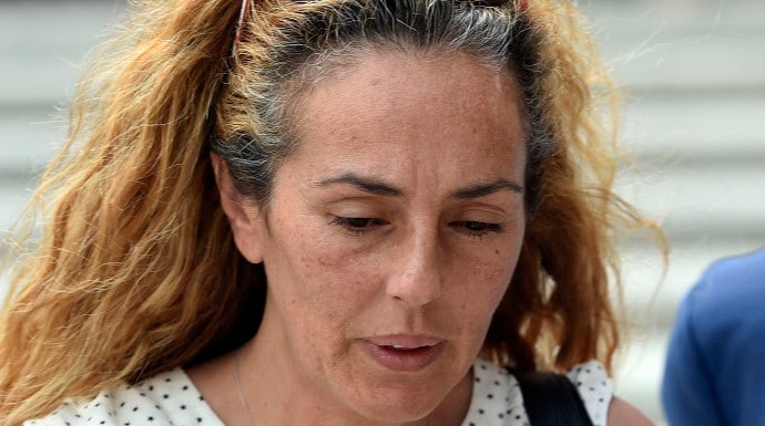 Rocío Flores vapulea a su madre, Rocío Carrasco, dándole el guantazo definitivo